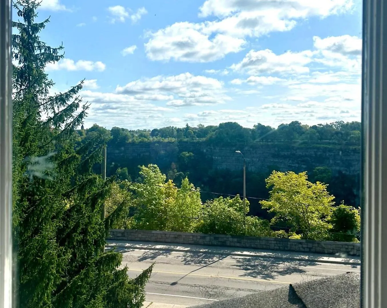 Butterfly Manor Bed & Breakfast Niagara Falls