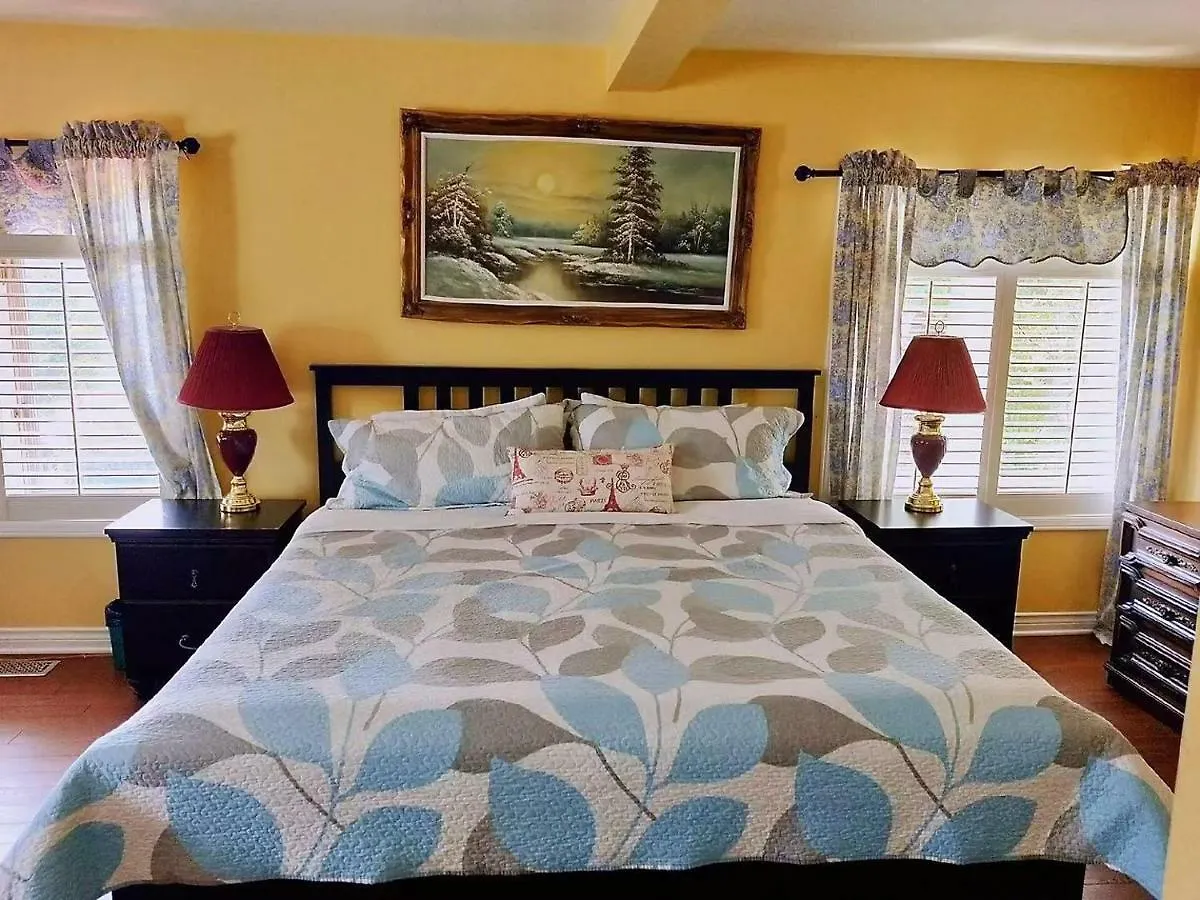 Butterfly Manor Bed & Breakfast Niagara Falls