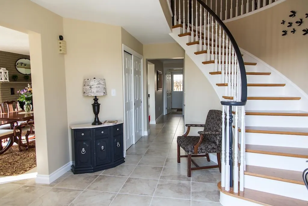 Bed & Breakfast Butterfly Manor Bed and Breakfast Niagarawatervallen