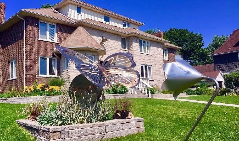 **** Bed & Breakfast Butterfly Manor Bed and Breakfast Niagarawatervallen Canada